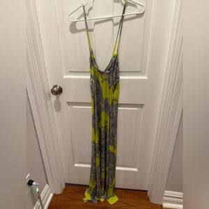 NWT ..Veronica M vibrant green and gray Paisley Maxi Dress